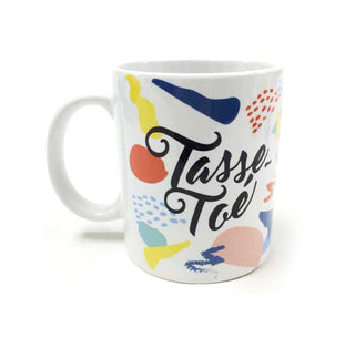Tasse - Tasse-Toé sur fond blanc et dessin de forme symétrique rouge et bleu. Parfait idée cadeau femme.