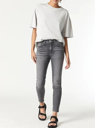 MAVI Jeans Tess - Smoke, jean slim gris taille haute. Vendu à Montréal.