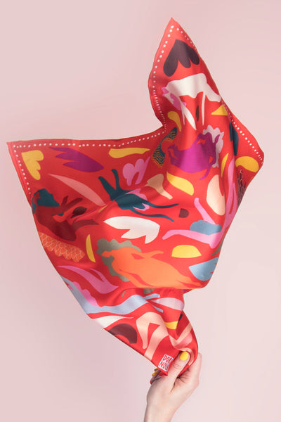 DORA NOLA Petit Foulard en Soie 50 - All the Way
