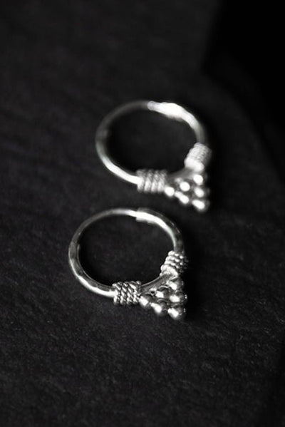 NOIR KALA Anneaux Beaded Mountain - Argent