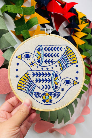 HOOK LINE & TINKER Kit de Broderie - Turtle Doves