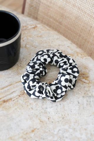 FREON COLLECTIVE Organic Cotton Hair Scrunchie - Retro Floral