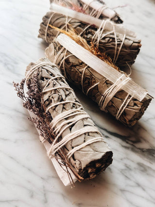 ESSENCE OF LIFE ORGANICS Fagot de Purification - Sauge Sélénite et Fleurs Sauvages