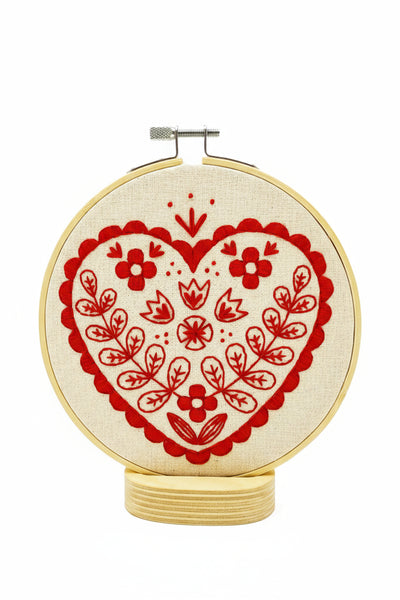 HOOK LINE & TINKER Kit de Broderie - Cœur Nordique