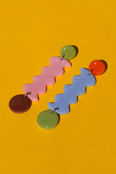 CROCODILE AGILE Pam Earrings - Asymmetrical Serpentine