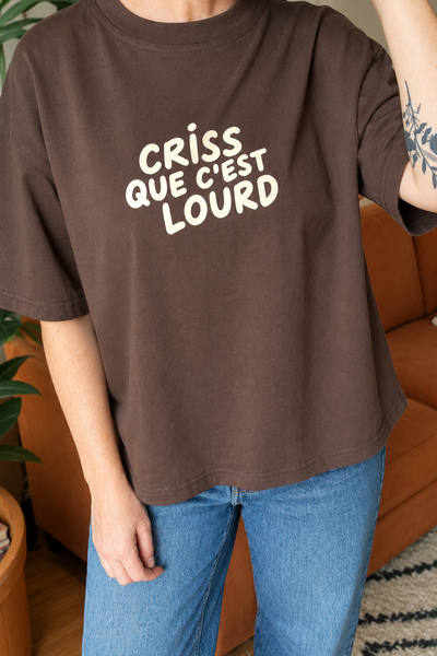 SAULE T-Shirt Féministe Criss que c'est lourd - Brun