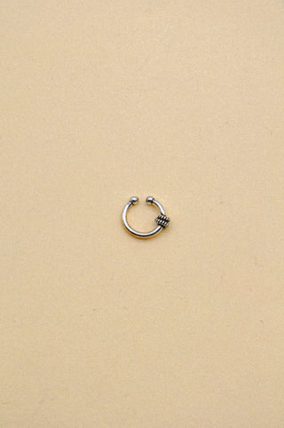 THE VIXEN Fake Piercing