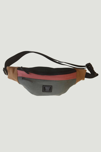MINUIT MOINS CINQ Waist Bag
