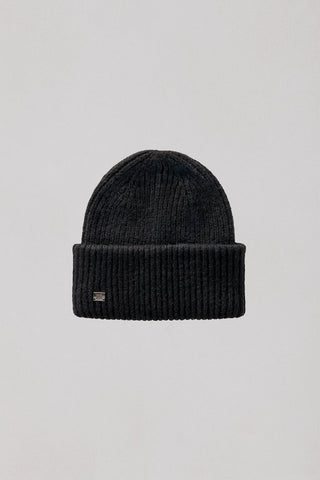 SOIA & KYO Tuque Jaya-N