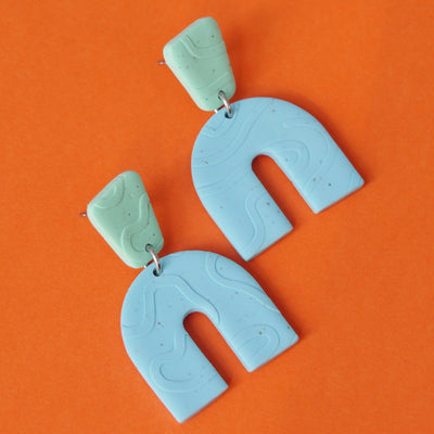 CROCODILE AGILE Arch Earrings