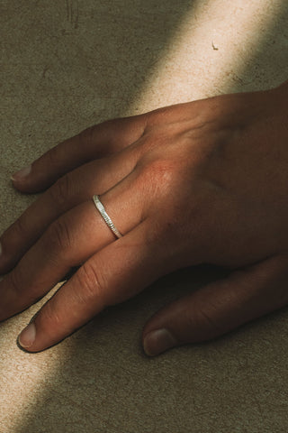 SARAH JEWELRY Small Reef Bangle