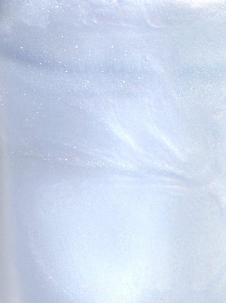 BKIND Vernis à Ongles - Sassy Swan, bleu glacé nacré. Parfaite idée de cadeau pour femme.