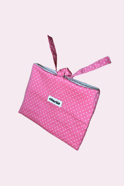 CHARLIE Pochette à Livre Grand Format Strap - Pois rose