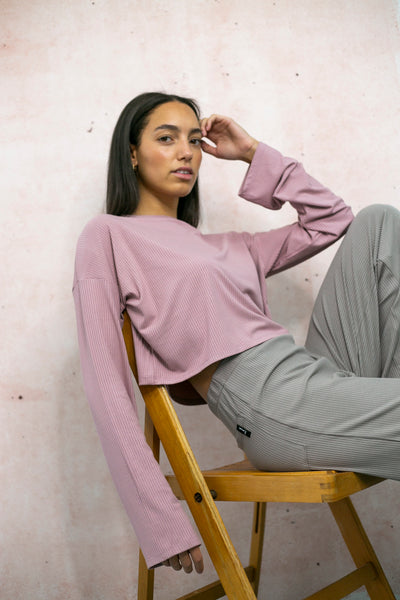LOUVE Crop Box T-shirt - Dark Rose