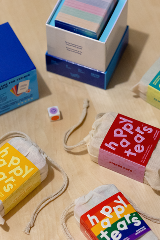 HAPPY TEARS Jeu de Conversation - Date Night