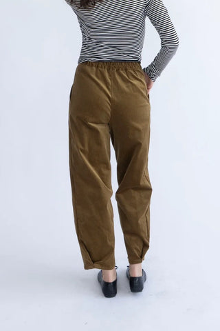 RIGHTFUL OWNER Pantalon Tucker - Vert
