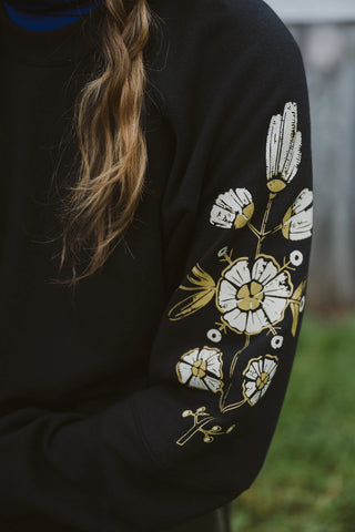 KAZAK Crewneck Acacia - Noir Fleurs Folkloriques