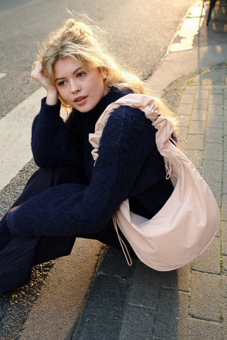 GOT BAG Moon Ruffle Bag