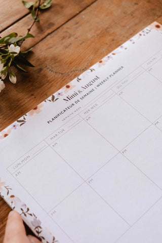 MIMI &amp; AUGUST Petals Weekly Planner